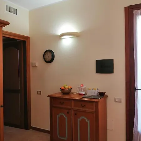 Ginestre 41 Mare E Golf Apartamento