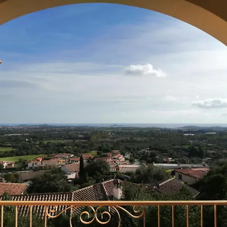 Ginestre 41 Mare E Golf Apartamento